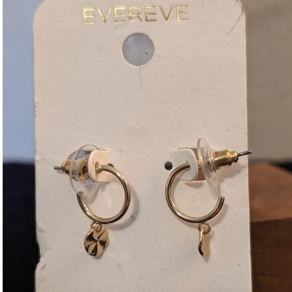 Evereve Hypoallergenic Stainless Steel 1/4" Gold Tone Trinity Hoop Earrings NWT - Picture 1 of 4